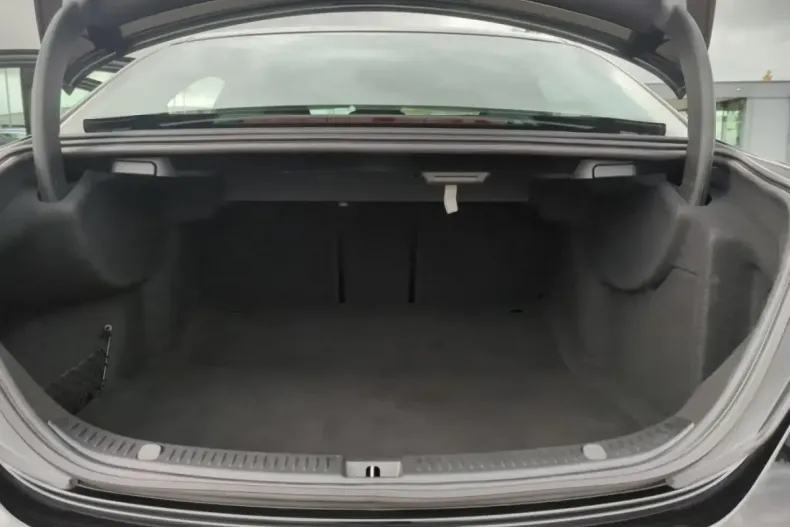 Mercedes-Benz E 200 din 2023 cu 36.000 km - oferta MER159467 - foto 20