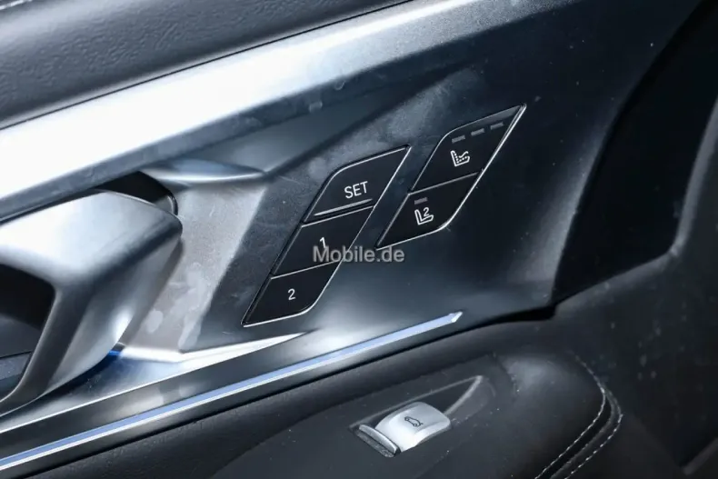 BMW XM din 2024 cu 16.441 km - oferta BMW159477 - foto 10