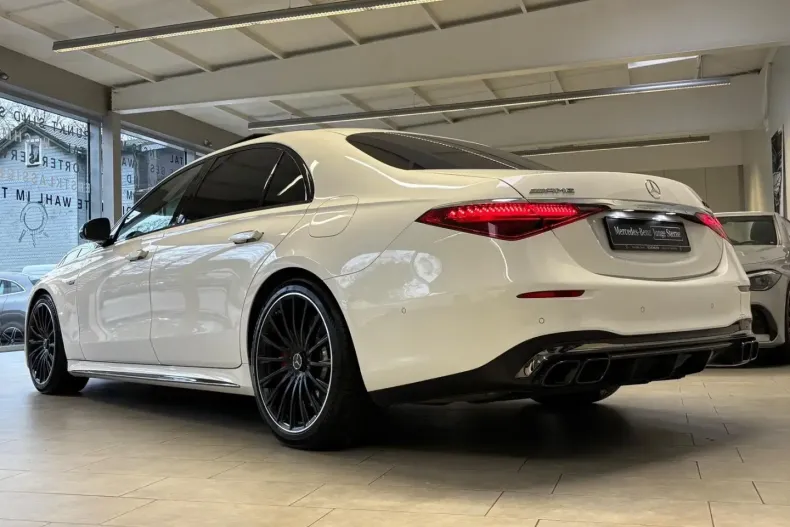 Mercedes-Benz S 63 AMG din 2023 cu 103.205 km - oferta MER159478 - foto 4
