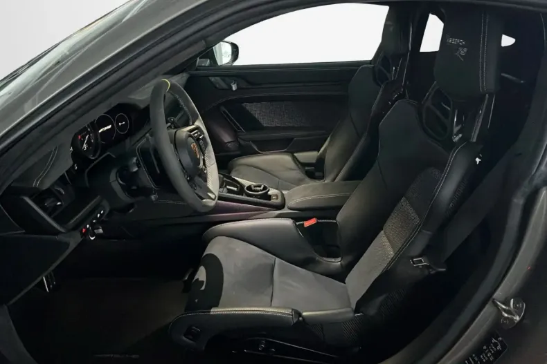 Porsche 992 din 2024 cu 3.667 km - oferta POR159480 - foto 5