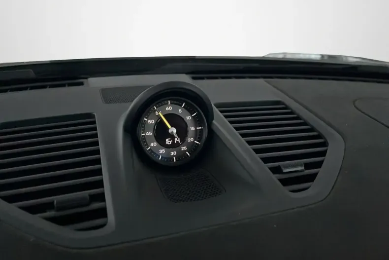 Porsche 992 din 2024 cu 3.667 km - oferta POR159480 - foto 12