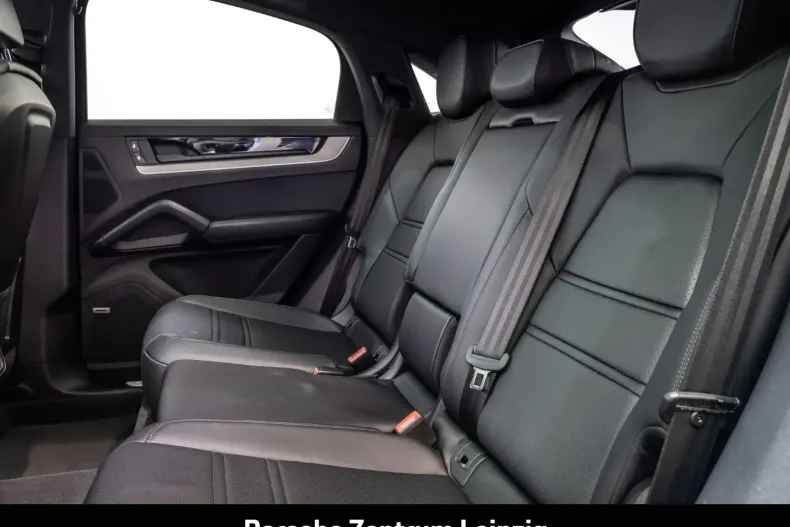 Porsche Cayenne din 2024 cu 18.229 km - oferta POR159485 - foto 18