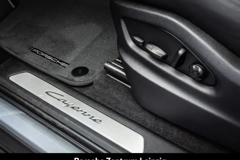 Porsche Cayenne din 2024 cu 18.229 km - oferta POR159485 - foto 23