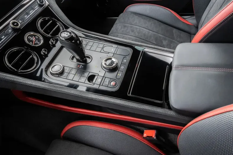 Bentley Continental GT din 2024 cu 2.550 km - oferta BEN159487 - foto 18