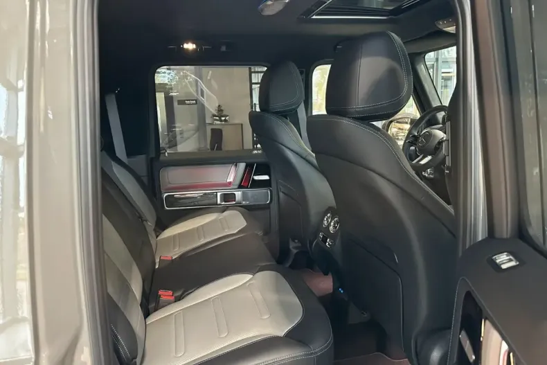 Mercedes-Benz G 580 din 2024 cu 8.400 km - oferta MER159489 - foto 12