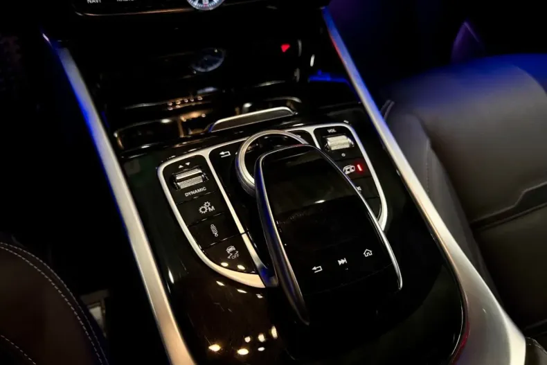 Mercedes-Benz G 63 AMG din 2024 cu 7.000 km - oferta MER159494 - foto 21