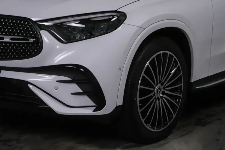 Mercedes-Benz GLC 300 din 2024 cu 25.839 km - oferta MER159497 - foto 1