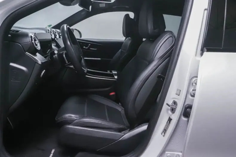 Mercedes-Benz GLC 300 din 2024 cu 25.839 km - oferta MER159497 - foto 4