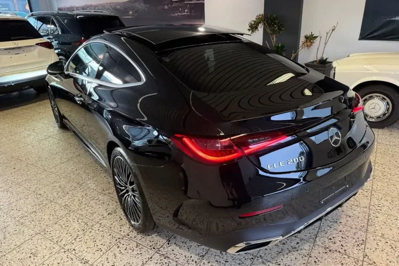 Mercedes-Benz CLE 200 din 2025 cu 919 km - oferta MER159499 - foto 4