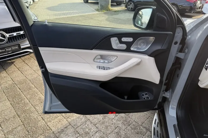 Mercedes-Benz GLE 53 AMG din 2024 cu 18.655 km - oferta MER159503 - foto 16