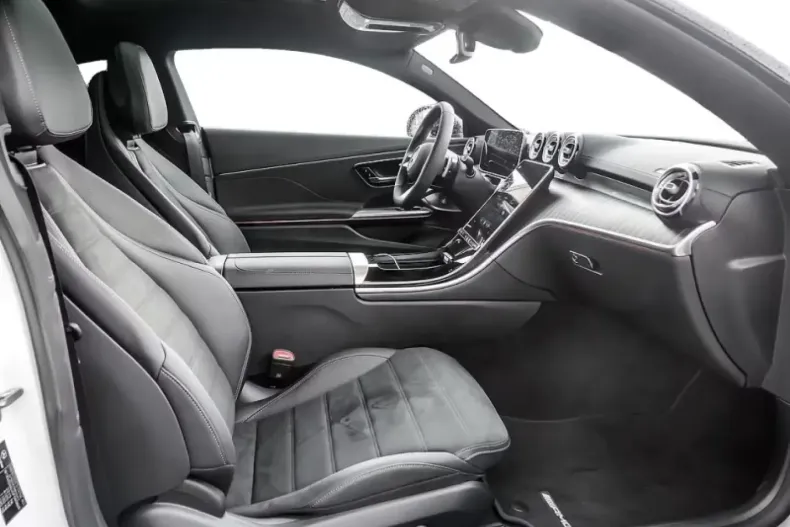 Mercedes-Benz CLE 200 din 2025 cu 8.500 km - oferta MER159506 - foto 8