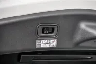 Mercedes-Benz CLE 200 din 2025 cu 8.500 km - oferta MER159506 - foto 19