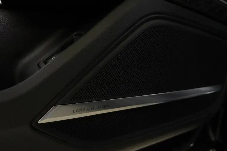 Audi A8 din 2023 cu 77.950 km - oferta AUD159512 - foto 12