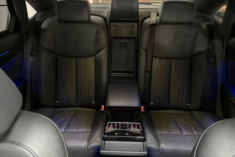 Audi A8 din 2023 cu 77.950 km - oferta AUD159512 - foto 28