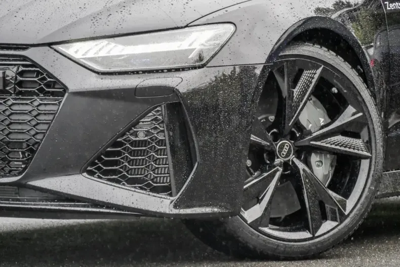 Audi RS7 din 2023 cu 19.556 km - oferta AUD159515 - foto 5