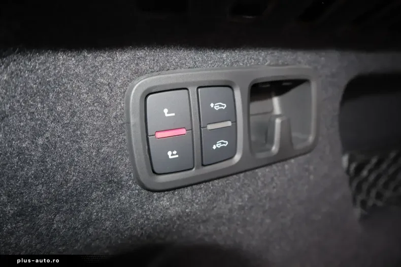 Audi Q8 din 2025 cu 27.000 km - oferta AUD159520 - foto 39