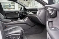 Audi SQ8 din 2023 cu 53.726 km - oferta AUD159524 - foto 3