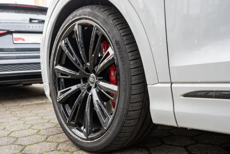 Audi SQ8 din 2023 cu 53.726 km - oferta AUD159524 - foto 6