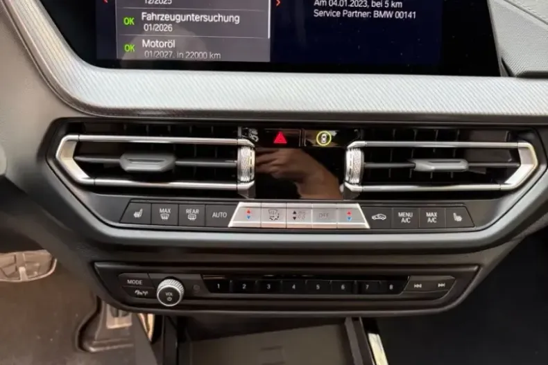 BMW 220 din 2023 cu 9.980 km - oferta BMW159533 - foto 12