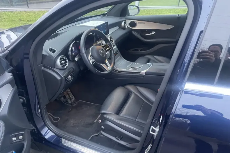 Mercedes-Benz GLC 300 din 2021 cu 34.300 km - oferta MER159538 - foto 8