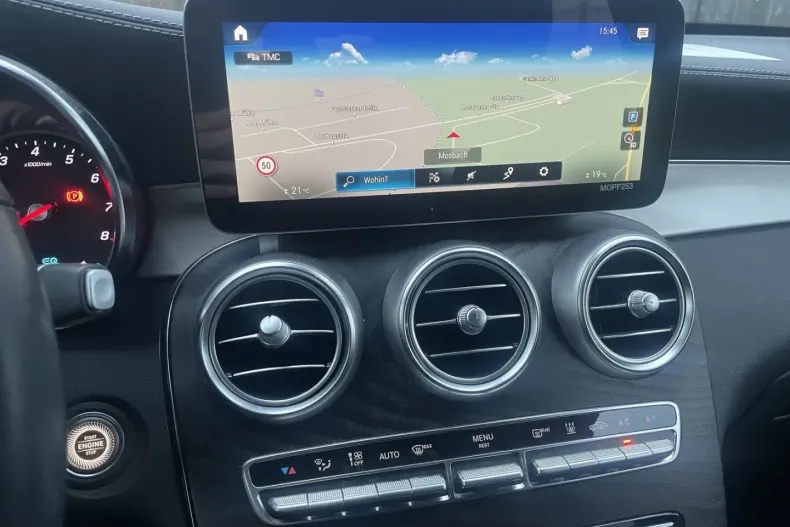 Mercedes-Benz GLC 300 din 2021 cu 34.300 km - oferta MER159538 - foto 11