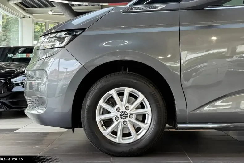 Volkswagen T7 Multivan din 2022 cu 45.000 km - oferta VOL159540 - foto 2