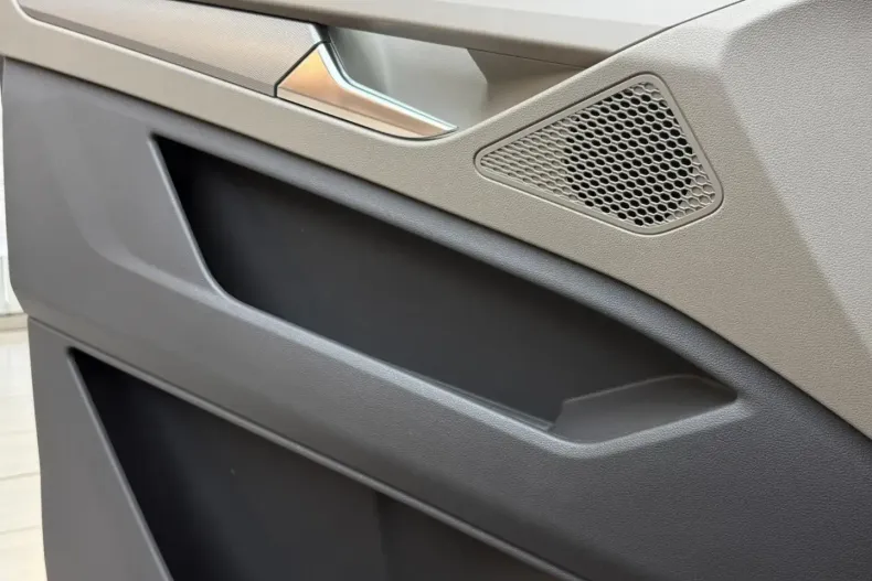 Volkswagen T7 Multivan din 2022 cu 45.000 km - oferta VOL159540 - foto 10