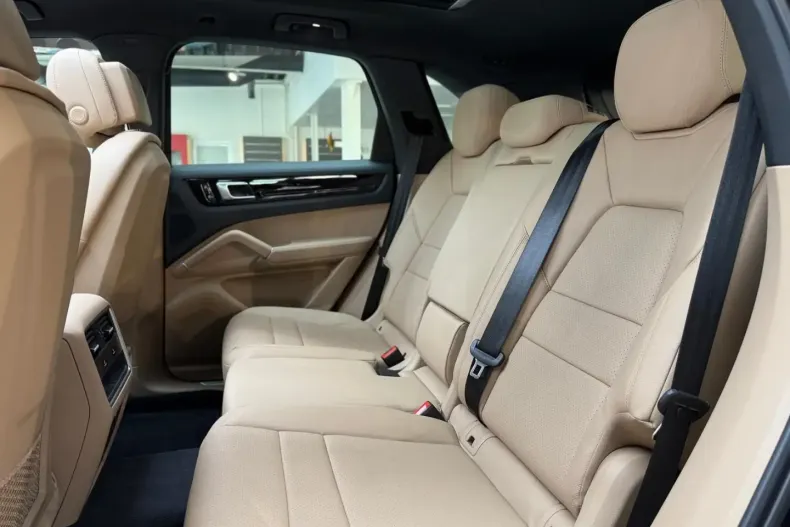 Porsche Cayenne din 2021 cu 31.000 km - oferta POR159542 - foto 29