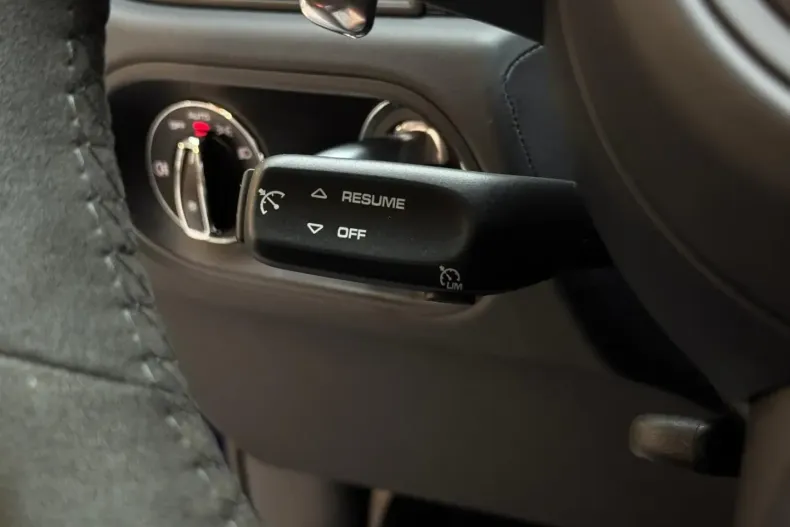 Porsche Macan din 2022 cu 22.000 km - oferta POR159543 - foto 16