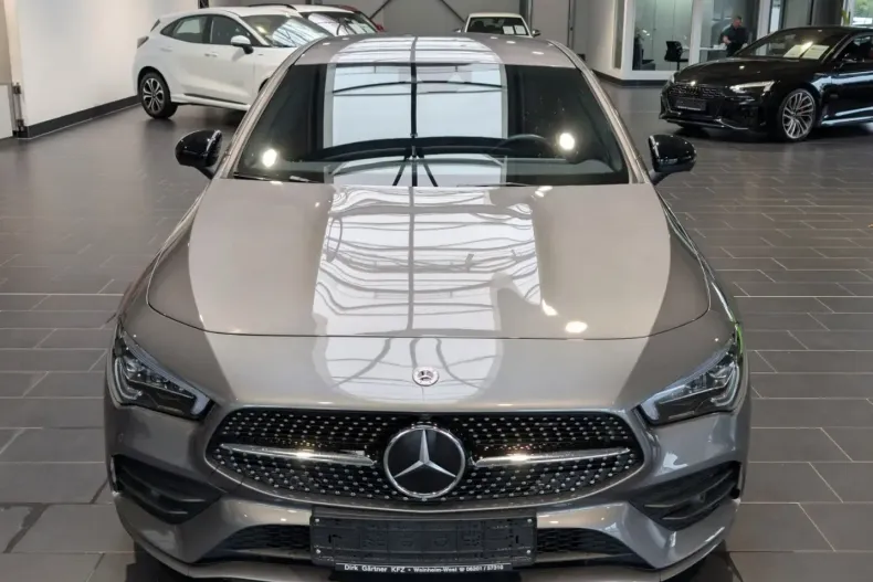 Mercedes-Benz CLA 220 din 2022 cu 35.000 km - oferta MER159544 - foto 3