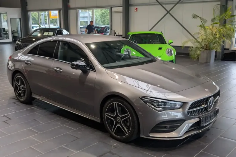 Mercedes-Benz CLA 220 din 2022 cu 35.000 km - oferta MER159544 - foto 5