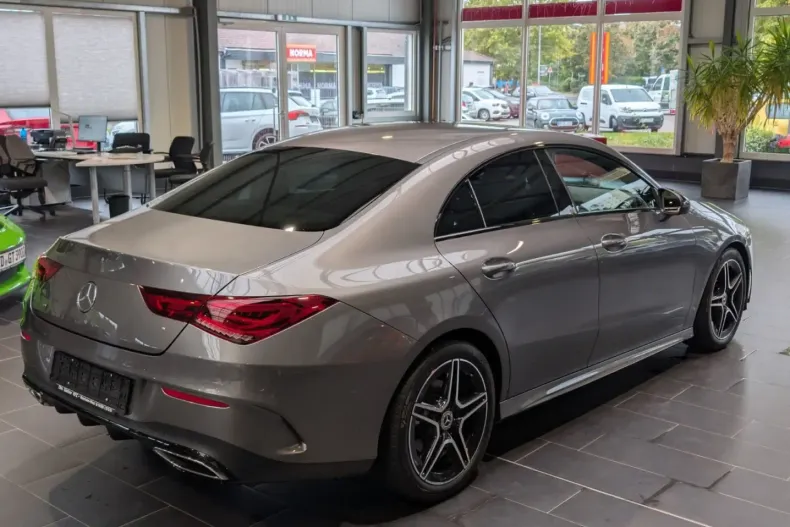 Mercedes-Benz CLA 220 din 2022 cu 35.000 km - oferta MER159544 - foto 6