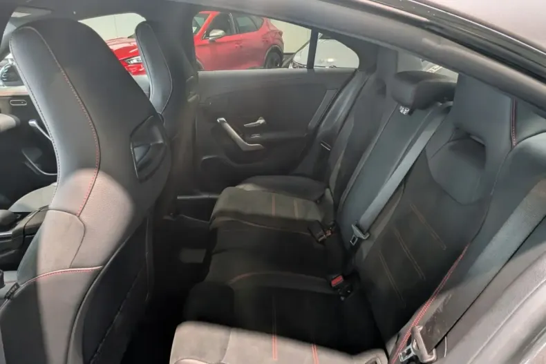 Mercedes-Benz CLA 220 din 2022 cu 35.000 km - oferta MER159544 - foto 9