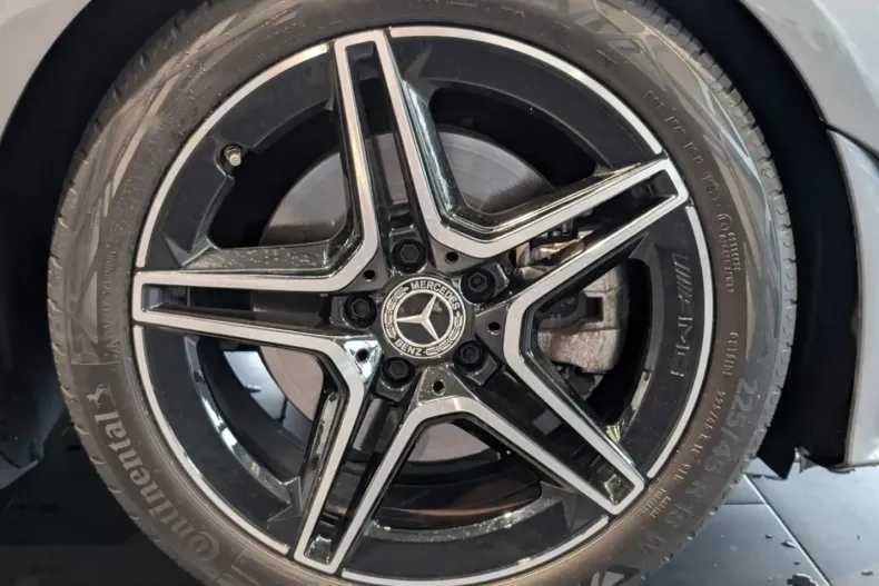 Mercedes-Benz CLA 220 din 2022 cu 35.000 km - oferta MER159544 - foto 13