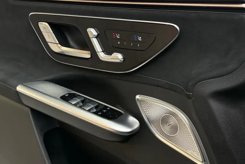 Mercedes-Benz EQE SUV din 2024 cu 17.613 km - oferta MER159546 - foto 10