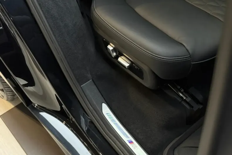 BMW X7 din 2024 cu 83.290 km - oferta BMW159548 - foto 27