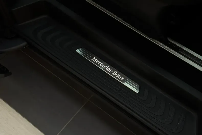 Mercedes-Benz V 250 din 2024 cu 15.000 km - oferta MER159553 - foto 21