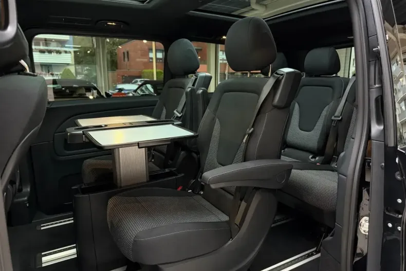 Mercedes-Benz V 250 din 2024 cu 15.000 km - oferta MER159553 - foto 23