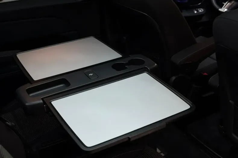 Mercedes-Benz V 250 din 2024 cu 15.000 km - oferta MER159553 - foto 25