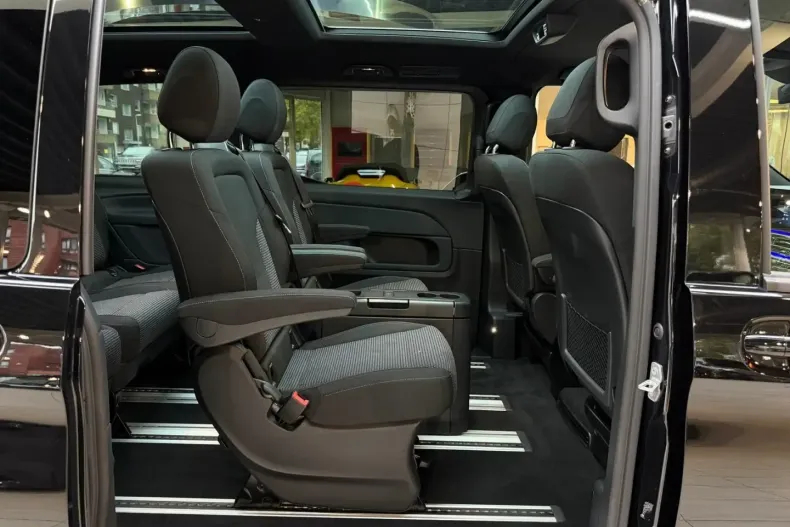 Mercedes-Benz V 250 din 2024 cu 15.000 km - oferta MER159553 - foto 26