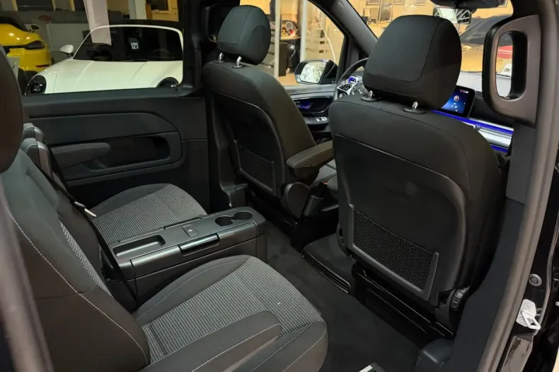 Mercedes-Benz V 250 din 2024 cu 15.000 km - oferta MER159553 - foto 29
