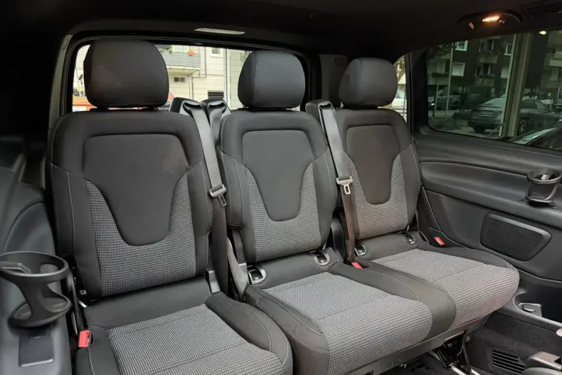 Mercedes-Benz V 250 din 2024 cu 15.000 km - oferta MER159553 - foto 30