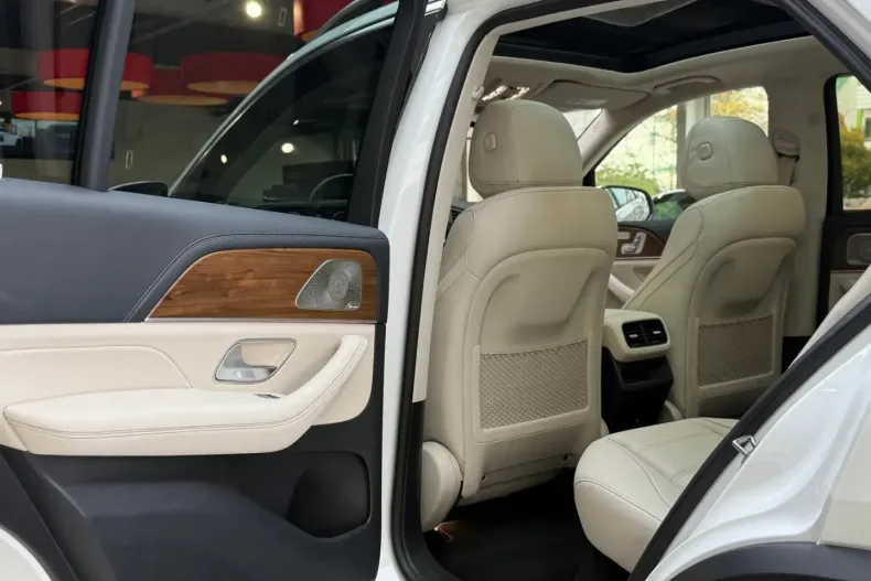 Mercedes-Benz GLE 350 din 2022 cu 53.000 km - oferta MER159557 - foto 28