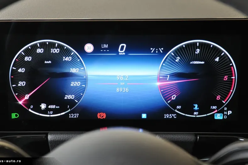 Mercedes-Benz GLA 220 din 2025 cu 8.936 km - oferta MER159562 - foto 14