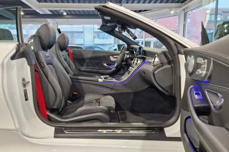 Mercedes-Benz C 63 AMG din 2023 cu 25.281 km - oferta MER159563 - foto 25