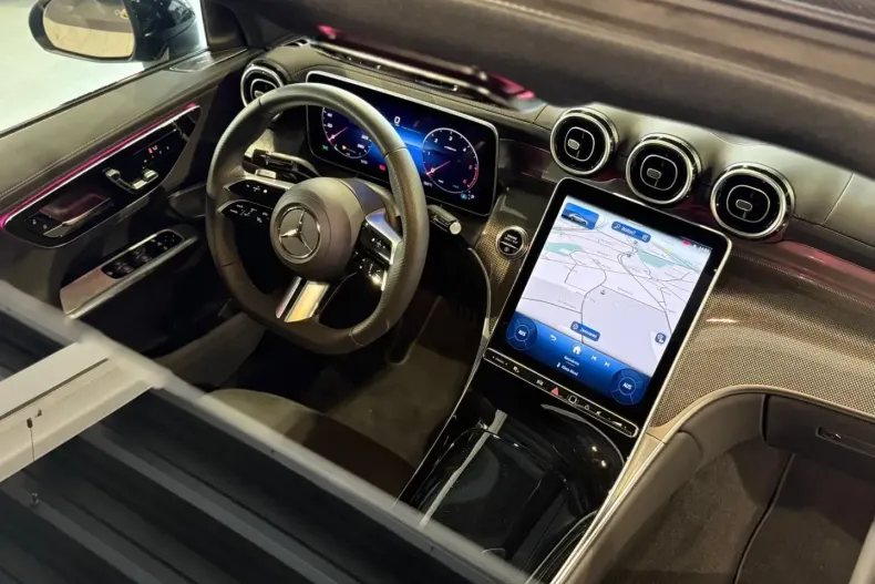 Mercedes-Benz GLC 300 din 2024 cu 14.400 km - oferta MER159566 - foto 19