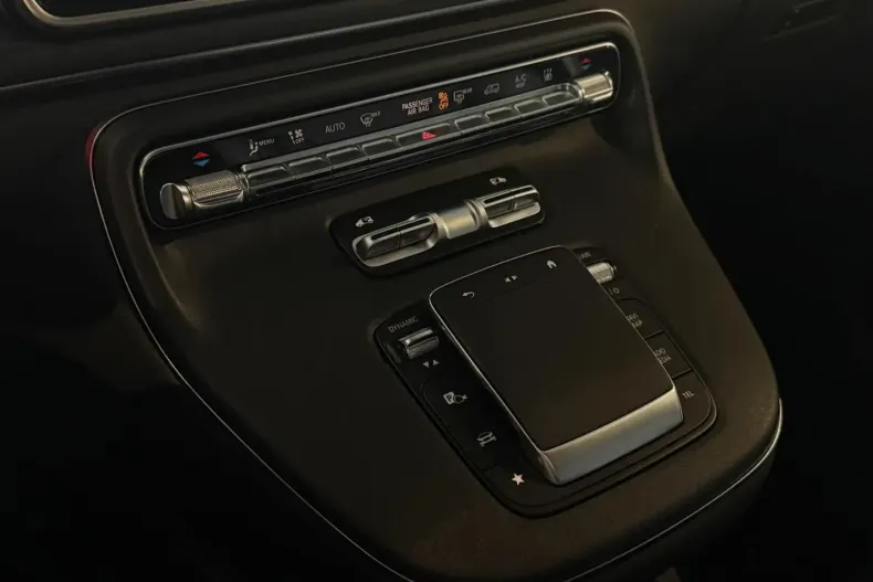 Mercedes-Benz V 300 din 2024 cu 81.317 km - oferta MER159568 - foto 18