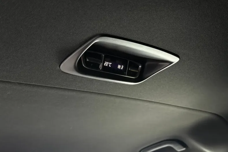 Mercedes-Benz V 300 din 2024 cu 81.317 km - oferta MER159568 - foto 28