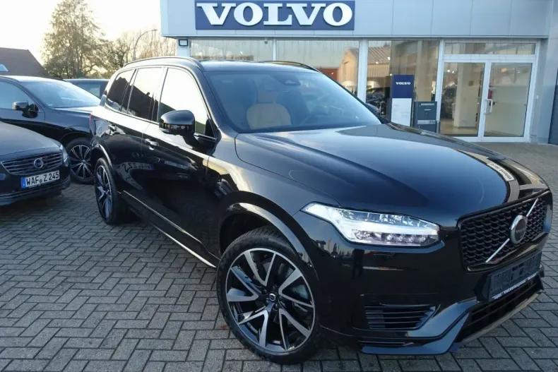 Volvo XC90 din 2022 cu 38.800 km - oferta VOL159569 - foto 3