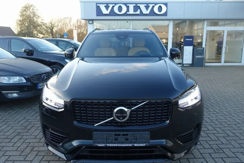 Volvo XC90 din 2022 cu 38.800 km - oferta VOL159569 - foto 5